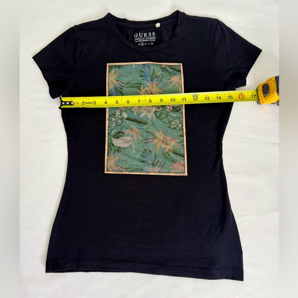 Guess Black Tropical Floral Graphic Tee - Picture 5 of 9